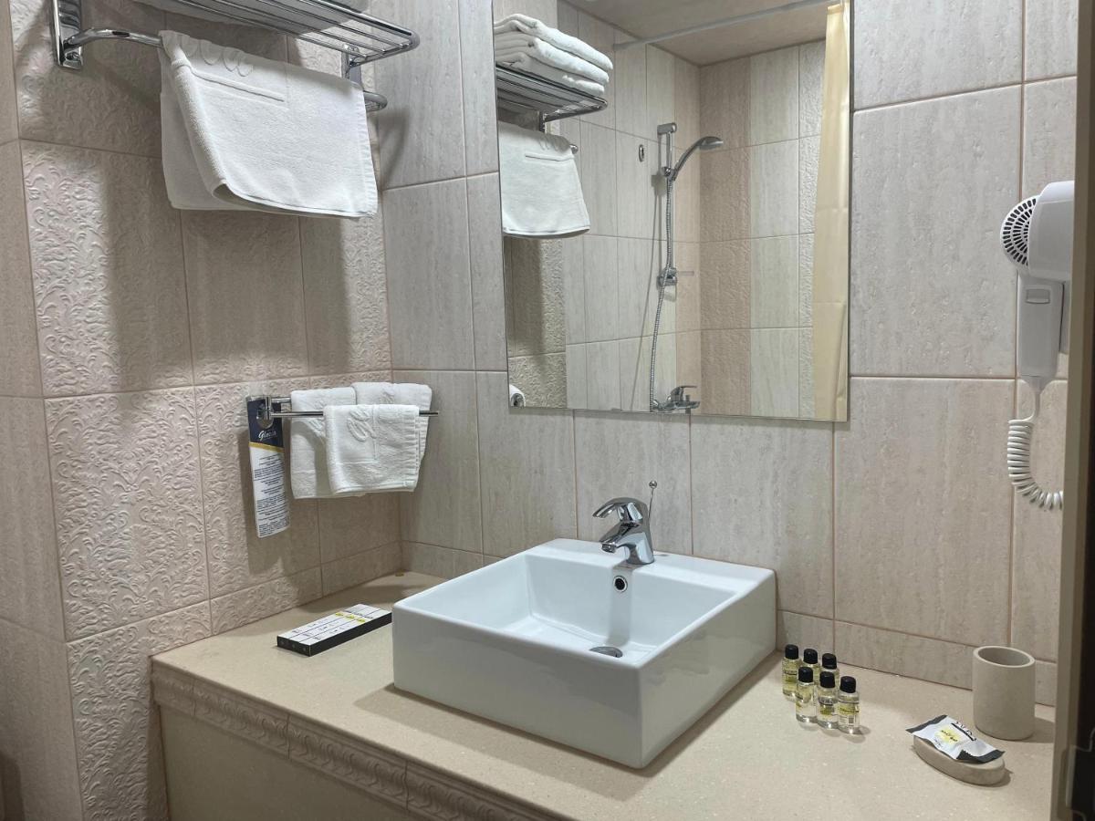 Hotel Gloria Deluxe Borovoe Εξωτερικό φωτογραφία
